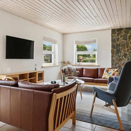 5 Bedroom In * Hadsund