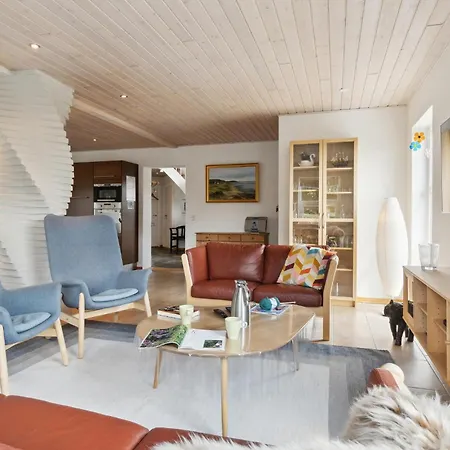 Cozy In With Kitchen Holiday home *